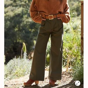 NWT Levi's Pleated High Loose Pants